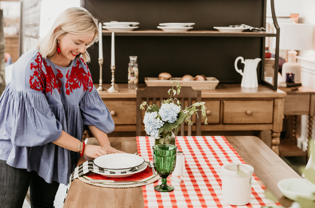 Mallorie's Simple Summer Table