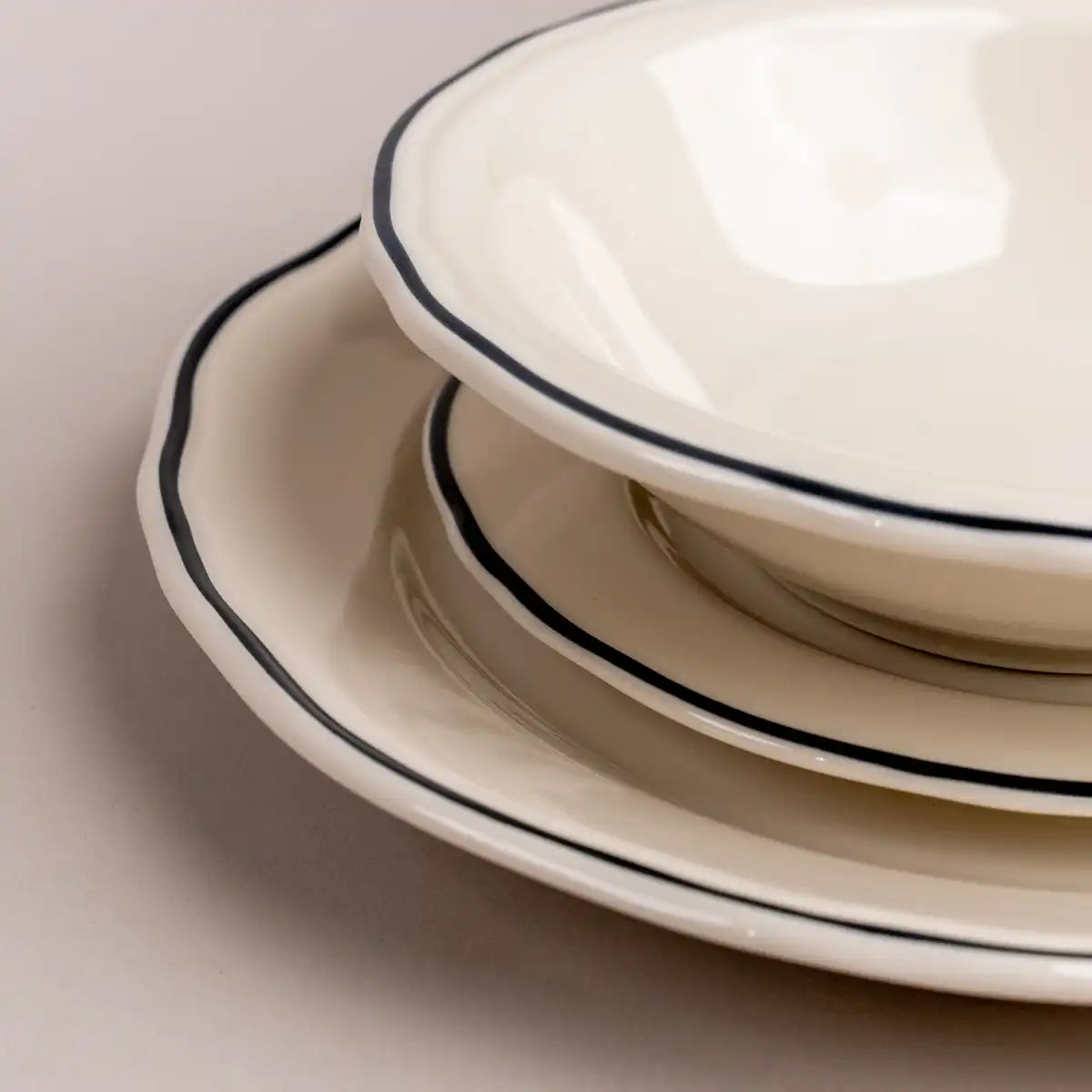 Dinnerware Laurel Mercantile