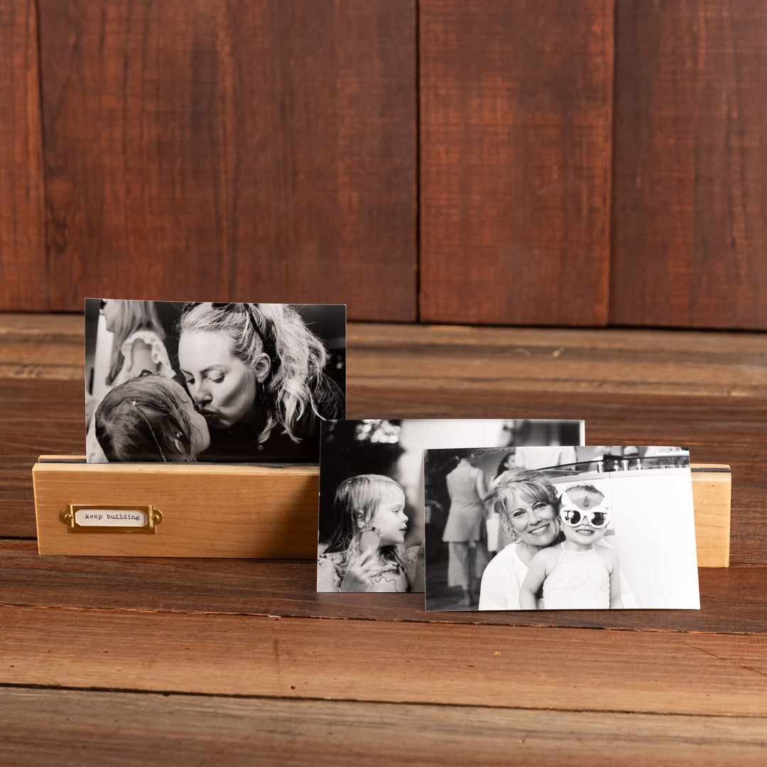 The Heirloom Photo Rail