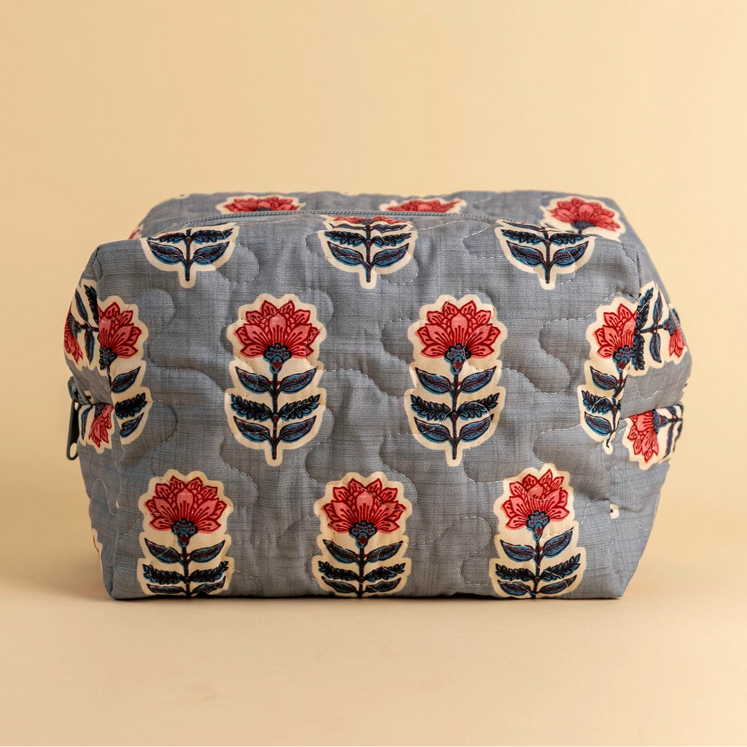 Erin &amp; Ben Co. Sadie Floral Blue Quilted Makeup Bag