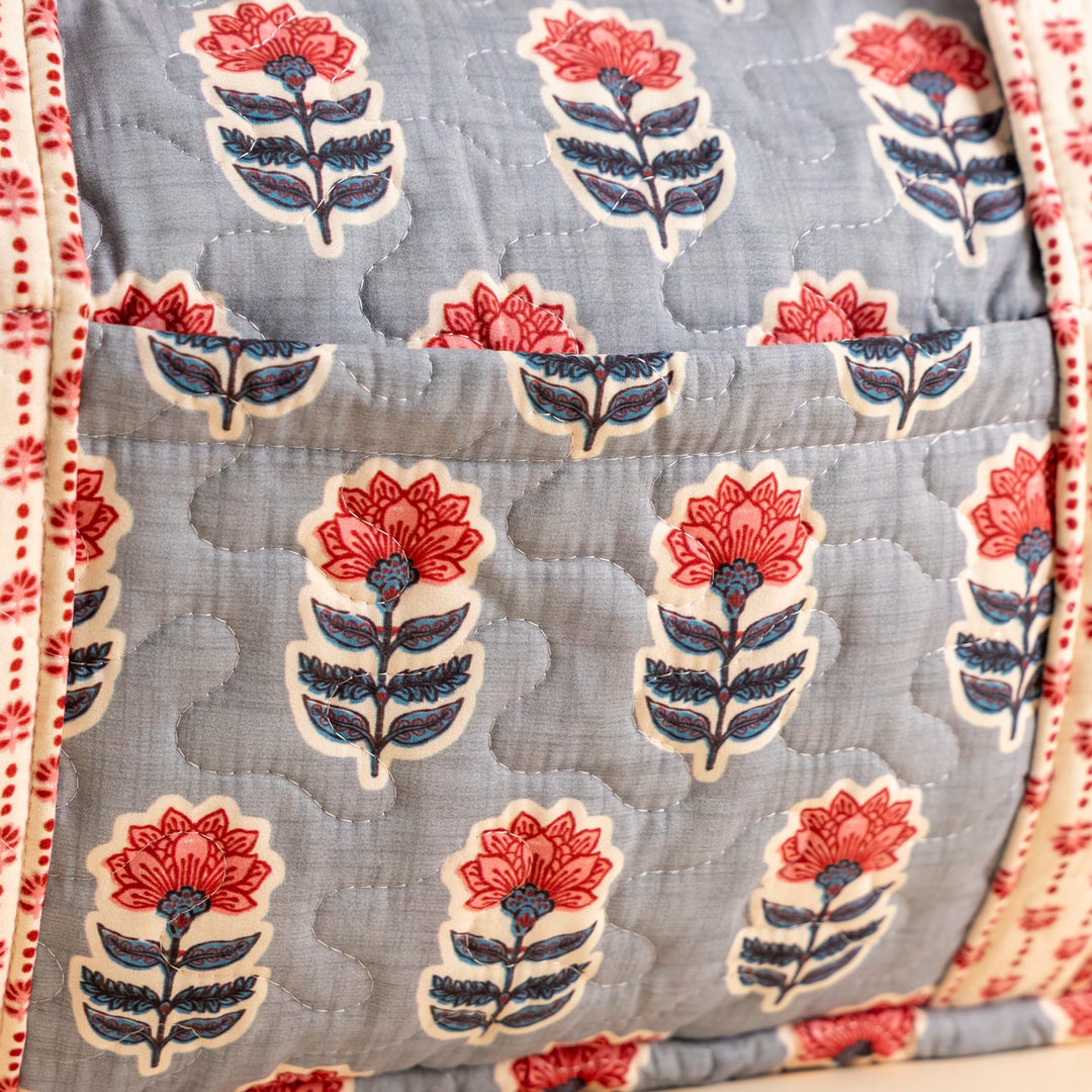 Erin &amp; Ben Co. Sadie Floral Blue Weekender Duffle Bag