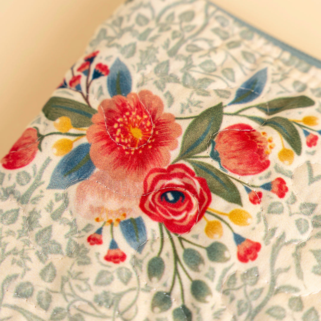 Erin &amp; Ben Co. Zara Floral Linen Quilted Makeup Bag