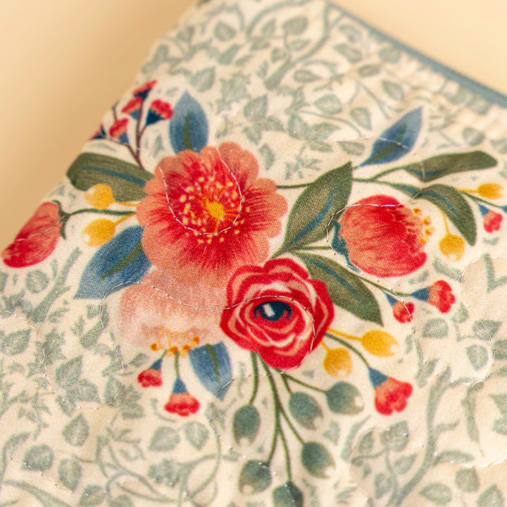 Erin &amp; Ben Co. Zara Floral Linen Quilted Makeup Bag