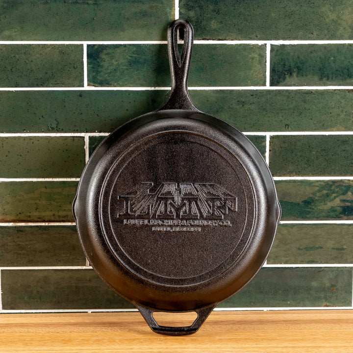 Laurel Machine &amp; Foundry Co. Cast Iron Skillet