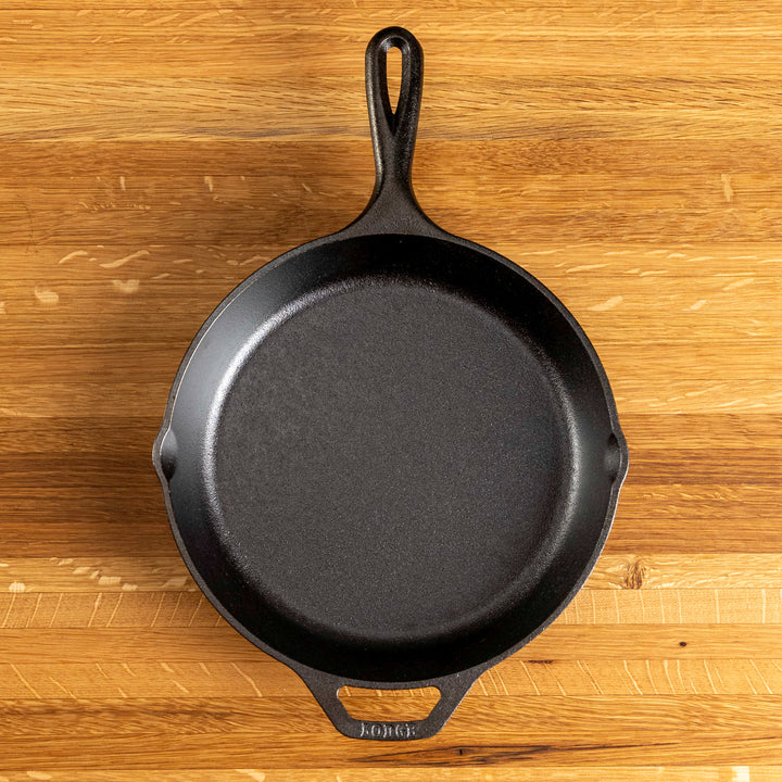Laurel Machine &amp; Foundry Co. Cast Iron Skillet
