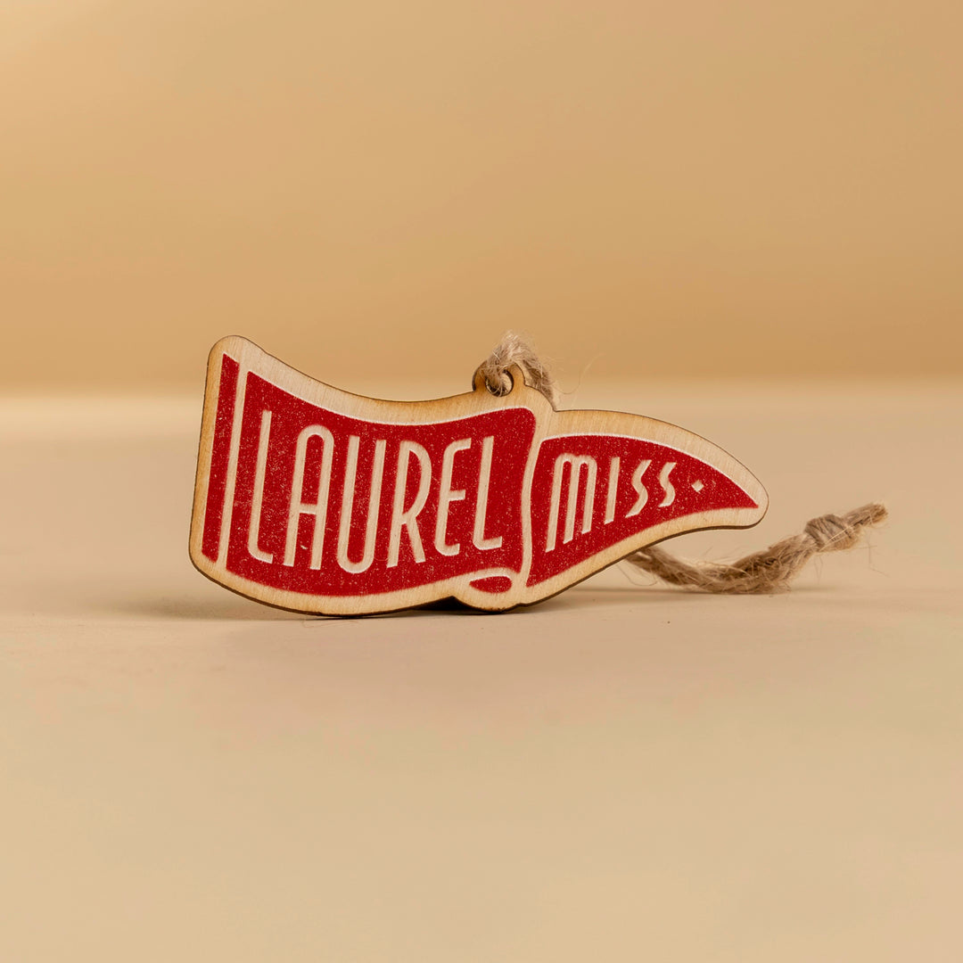 Laurel Pennant Ornament
