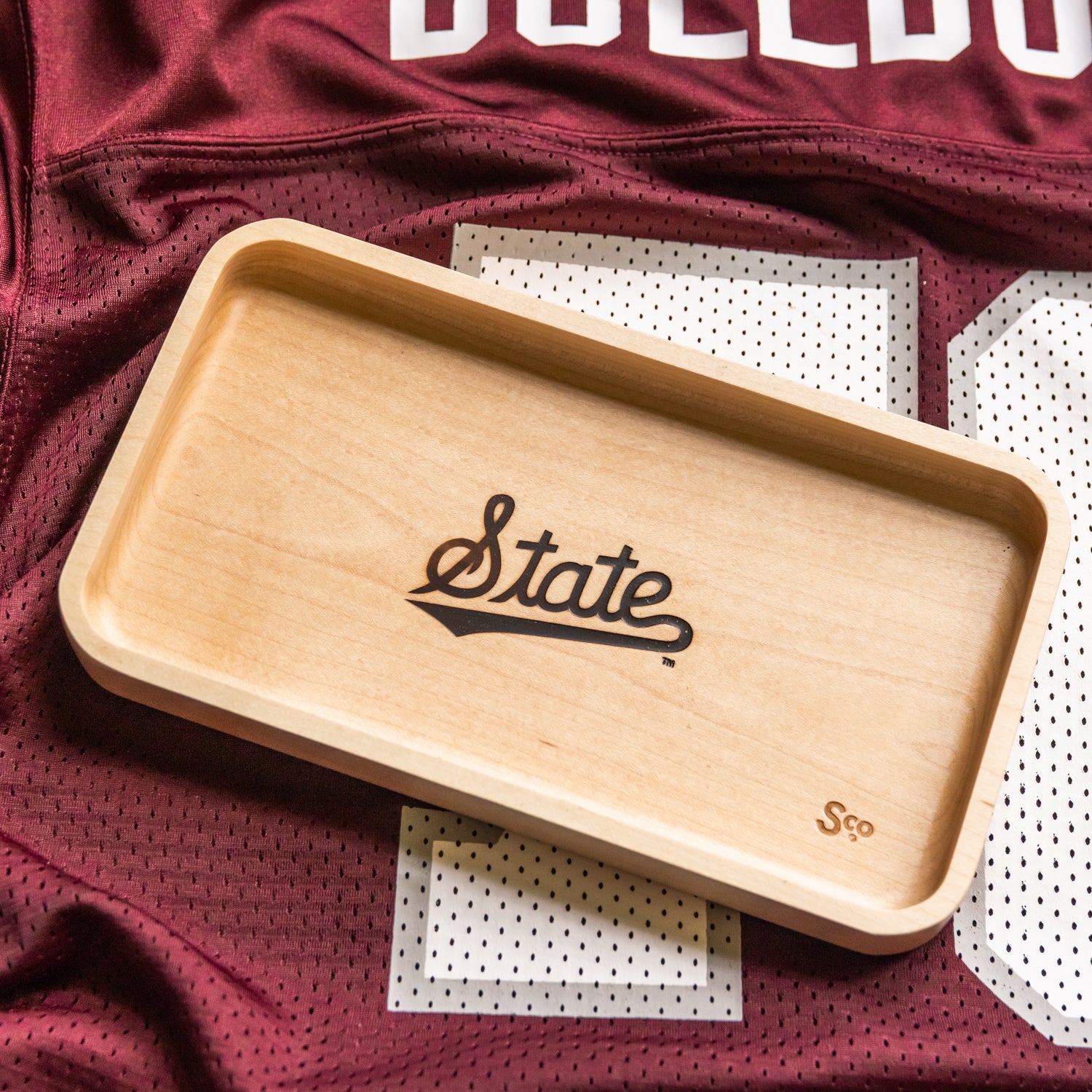 Maple Mississippi State Wooden Valet | State Script – Laurel Mercantile