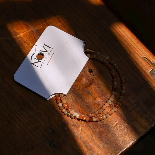 Novi Peach Moonstone Strand Bracelet