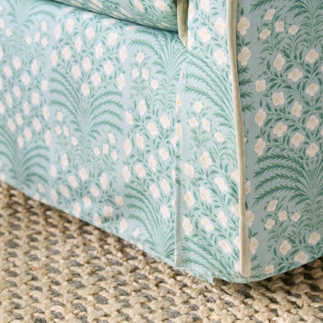 Oxford Chair and a Half - Pool Gwin Floral