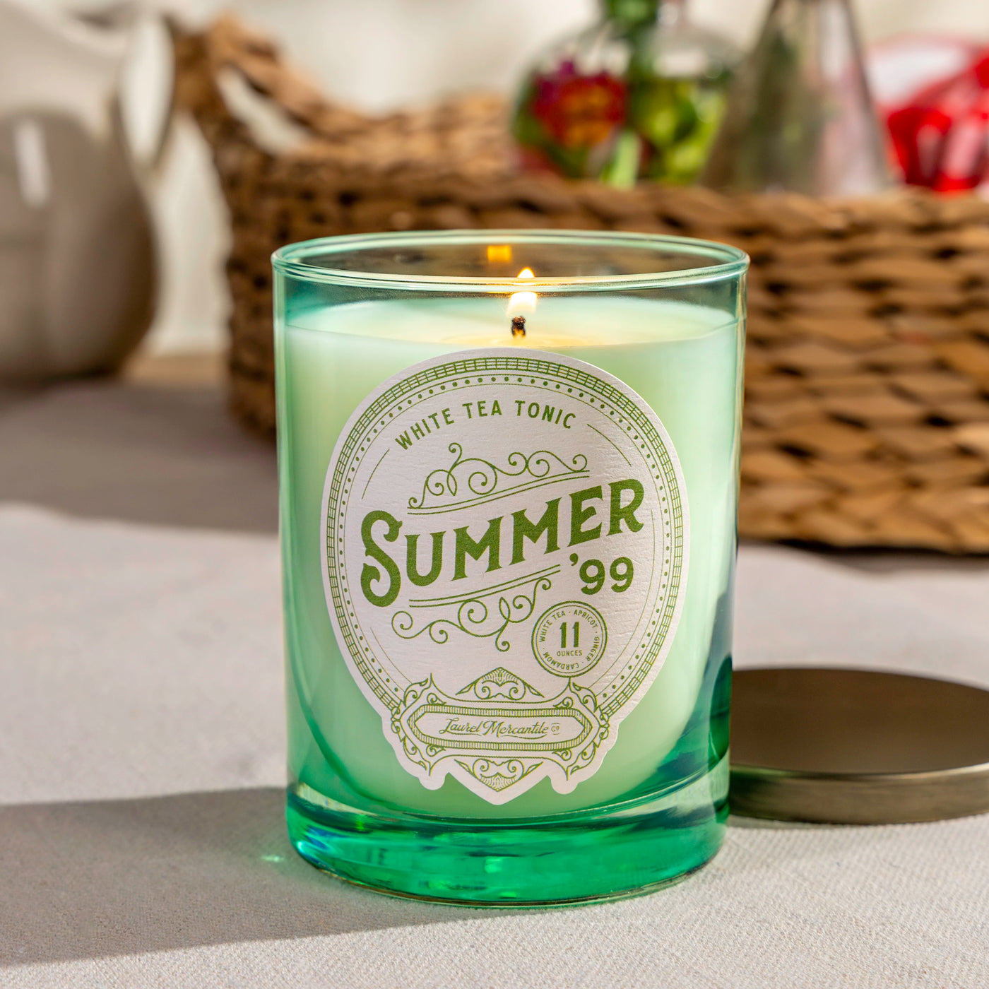Summer 99 11 ounce candle